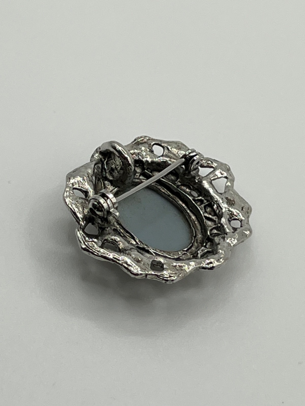 Vintage Cameo Brooch Pendant ~ Silver Tone Filigree Frame with Classic Lady