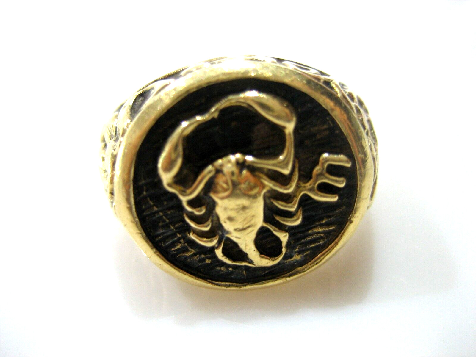 STUNNING VINTAGE 14K YELLOW GOLD SCORPIO FLOWER SIGNET RING 10.9 GRAMS SIZE 9.5