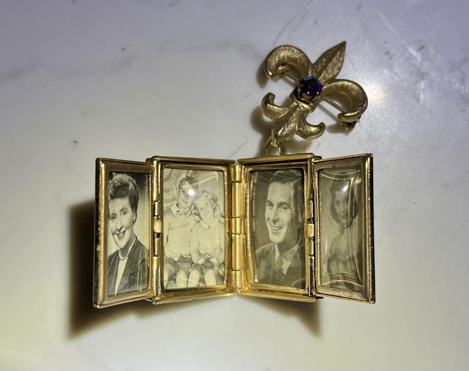 17. Vintage Rare CORO Gold tone Hinged Photo Book Locket Medal Pin Brooch