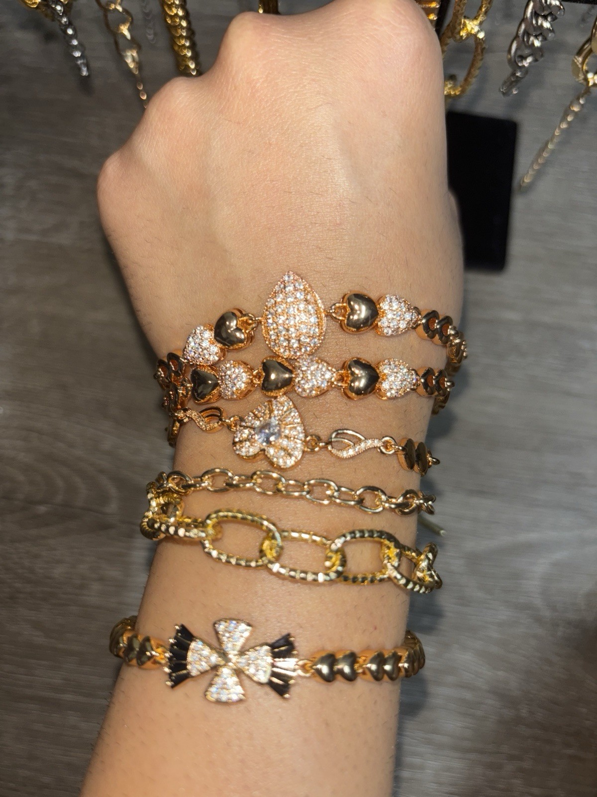 100 Piece cubic Zirconia And Mix Gold Plated Bracelets