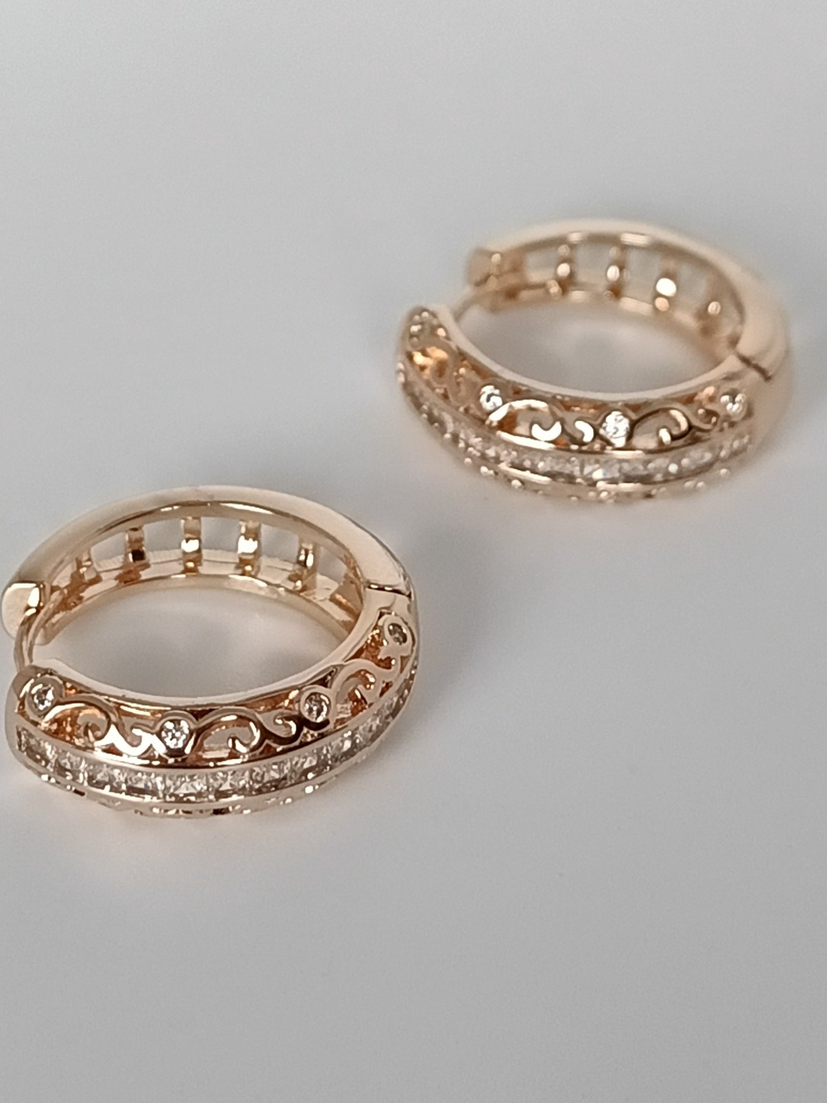 Vintage 1990-s 14 Ct Rolled Gold Large Solid Zircons Earrings-Hallmarked 585 RG
