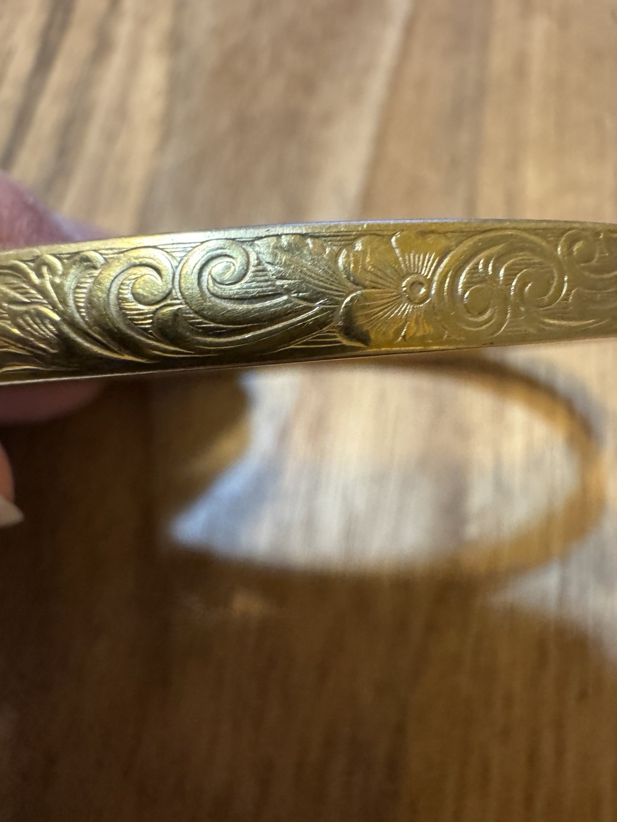 Vintage 1/20th 12K Yellow Gold Filled Floral Repousse 5 mm Bangle Bracelet~91 Gr
