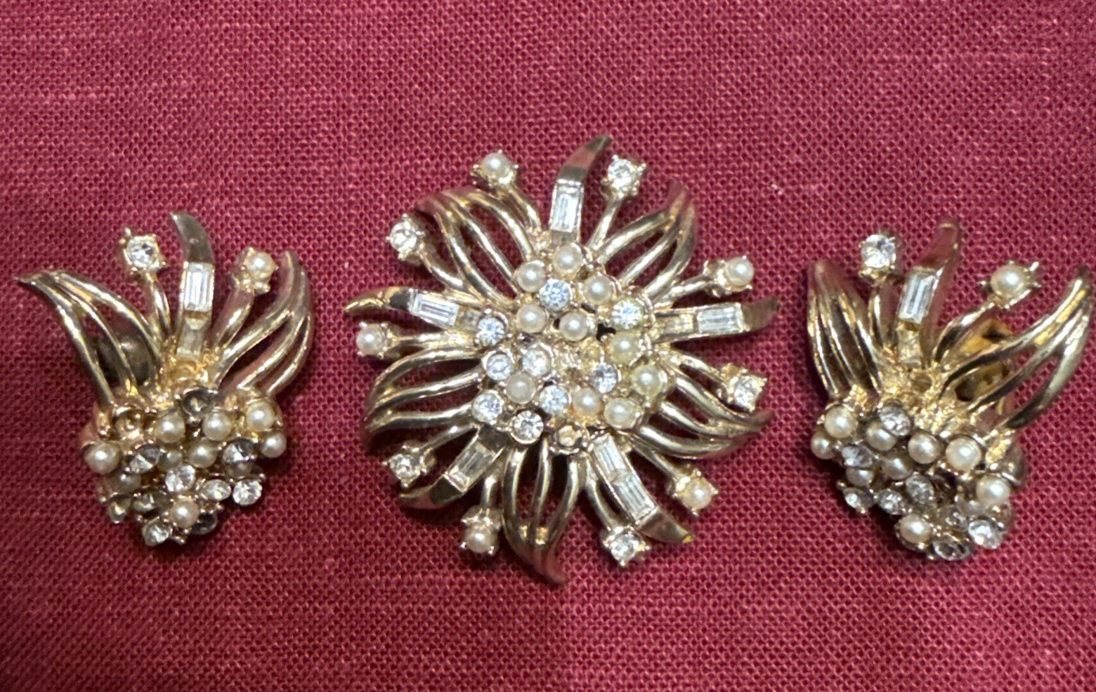 Vintage Coro MCM Signed Starburst Pendant & Earring Set Baguette Pearl