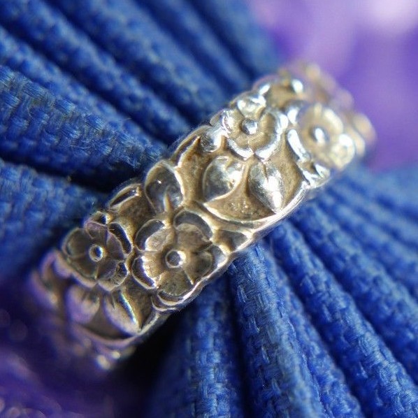 Forget Me Not Flower 0.925 STERLING SILVER Wedding Band vintage Ring size 5.5