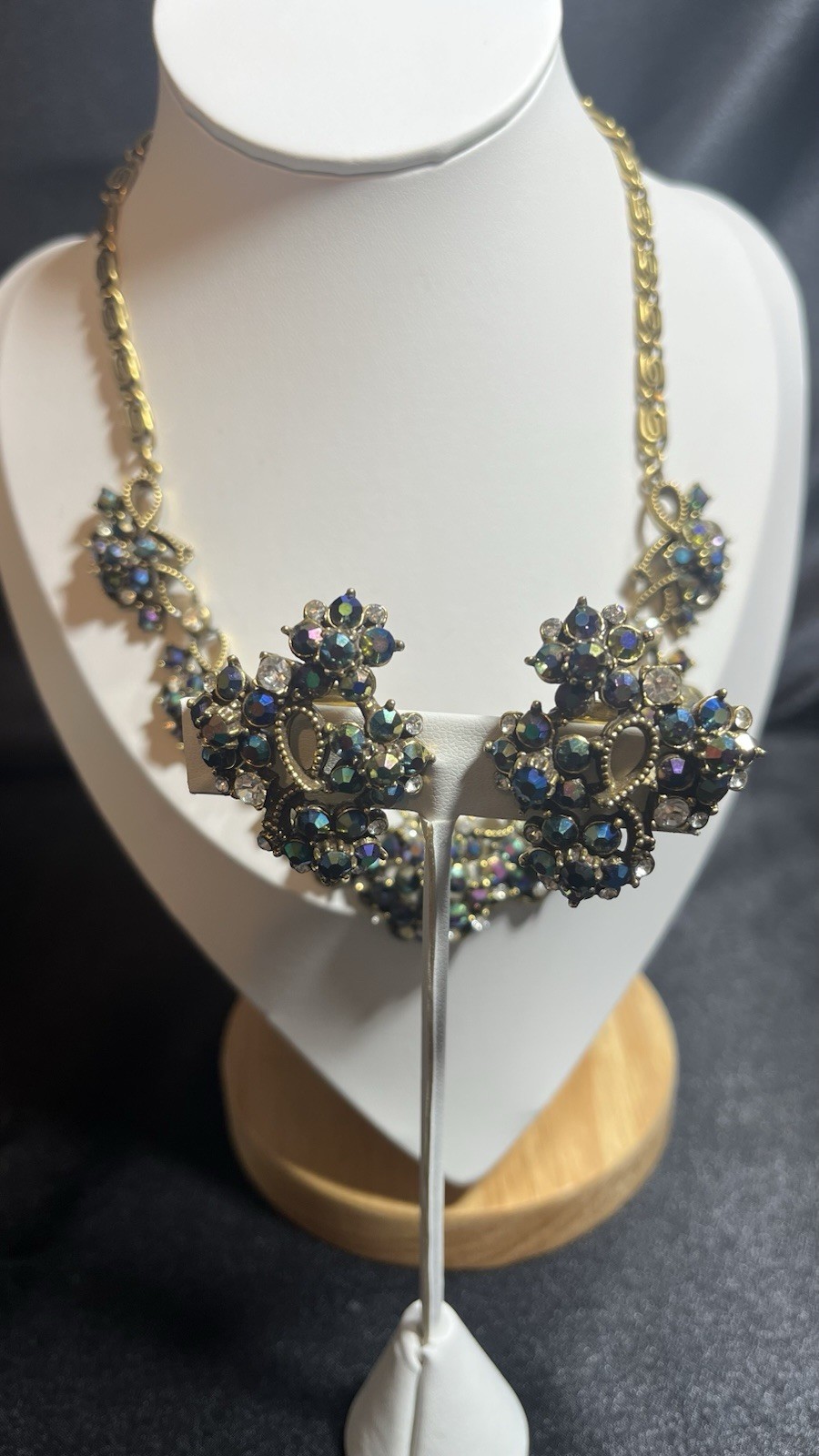 Vintage Florenza Peacock Blue & Vitrail A/B Rhinestones Necklace & Earring Set