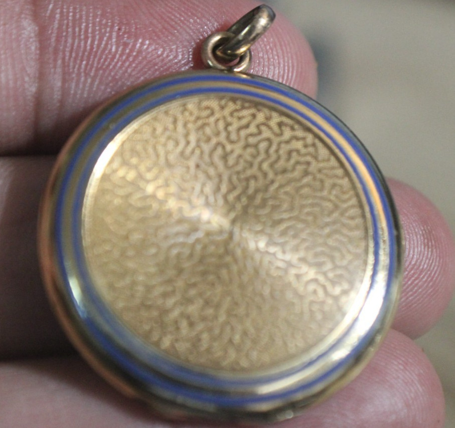 Wonderful Gold Filled ‘NAPOLEON’ Elgin American Double Photo Locket Pendant