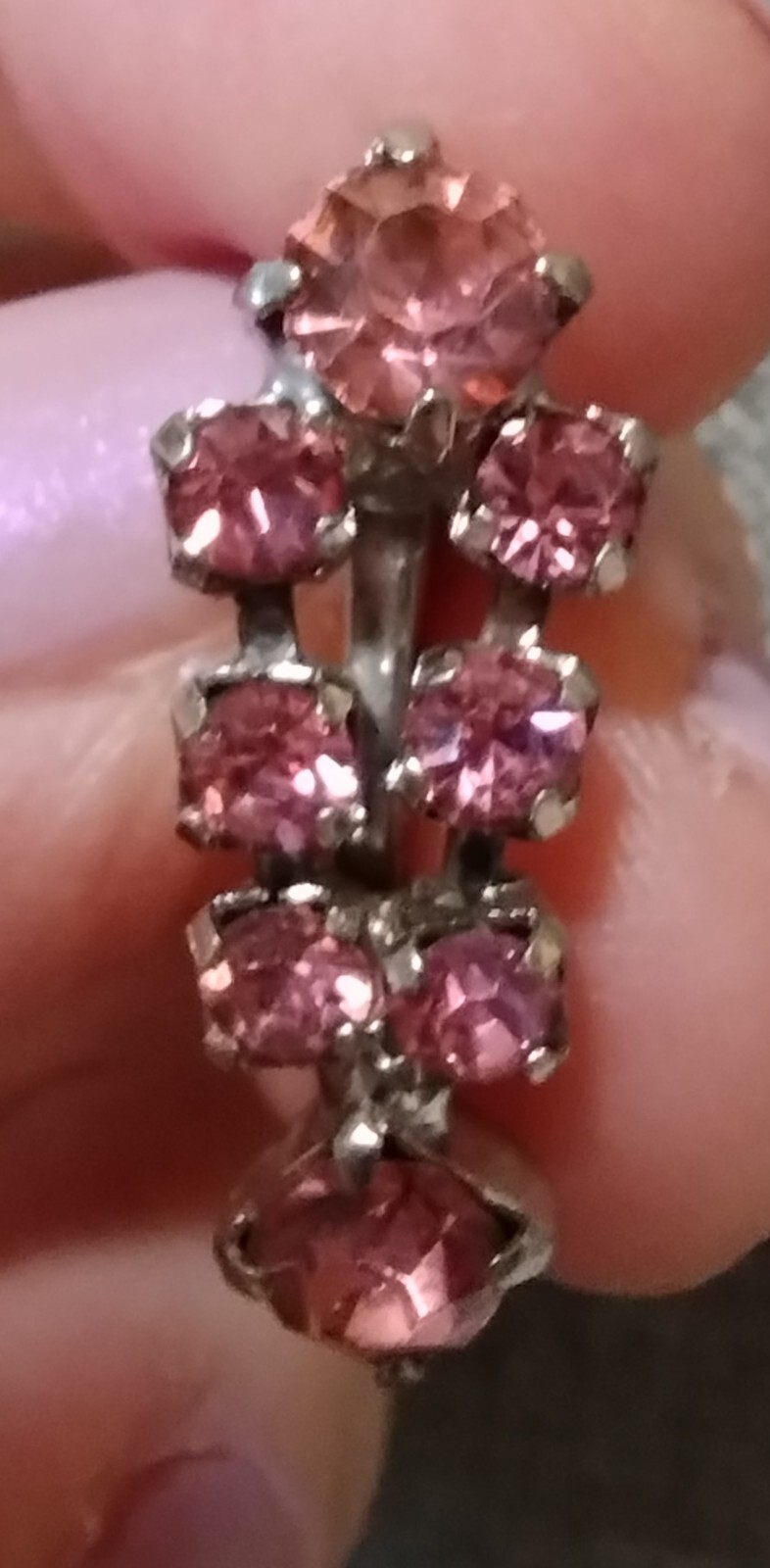 Prong Set Vintage Pink Rhinestones in Silvertone Screwback Earrings. #154