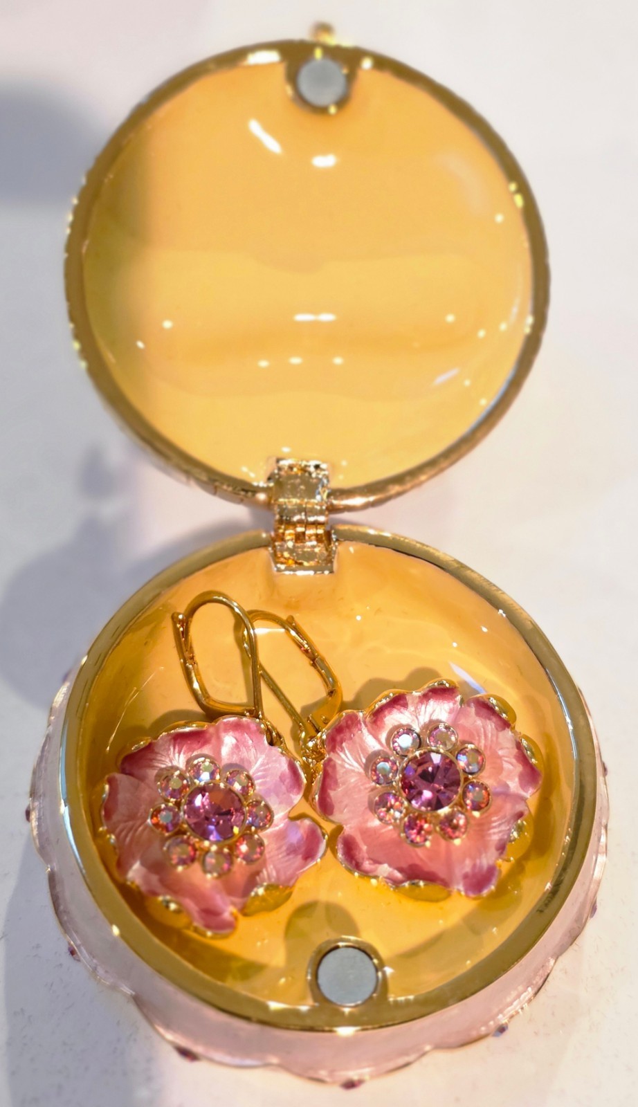 joan rivers jeweled secrets keepsake box Floral Fantasy brooch earrings pin