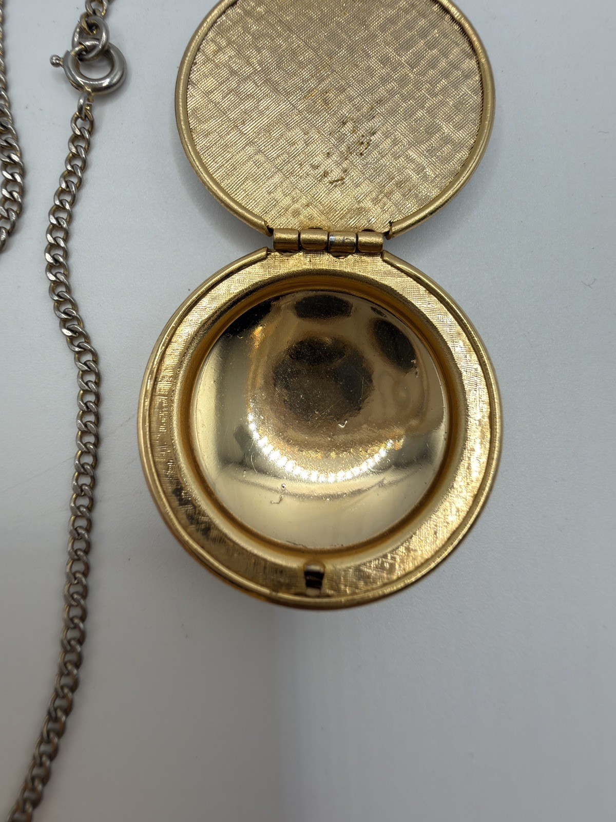 Vintage Gold Tone Round Avon “Here’s My Heart” Perfume Holder Locket Pendant