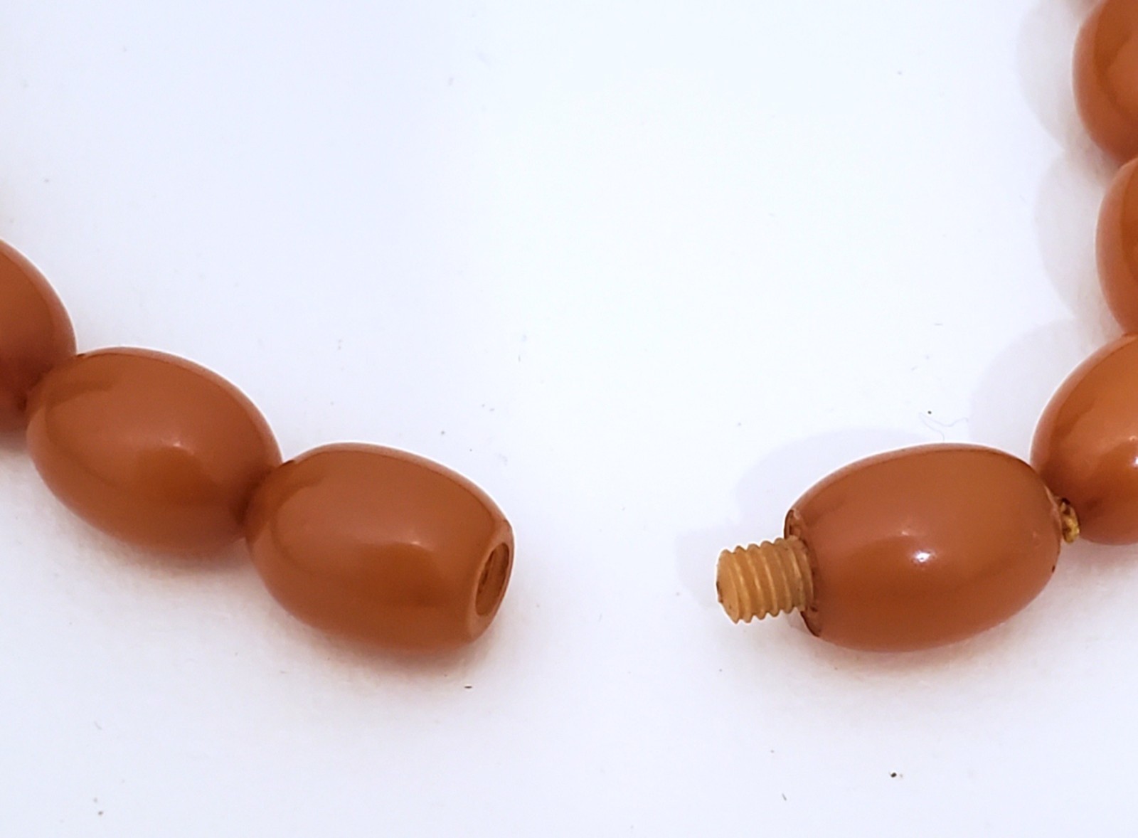 Vintage Butterscotch Bakelite Graduated Oval Beads Necklace 31″ Long