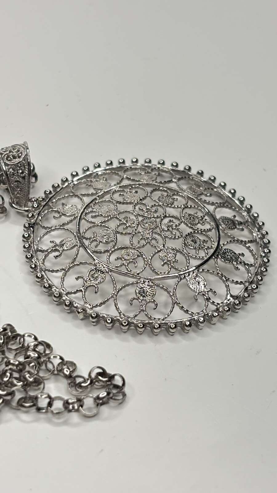 Vintage Sterling Silver Filigree Medallion Pendant Rolo Chain Necklace