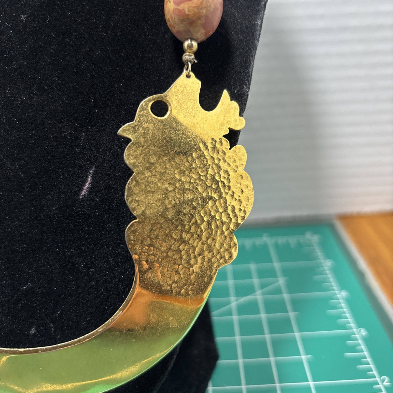 Signed S.H. 1984 Bold Brass Dragon Lion Stone Beaded Necklace 9” Drop
