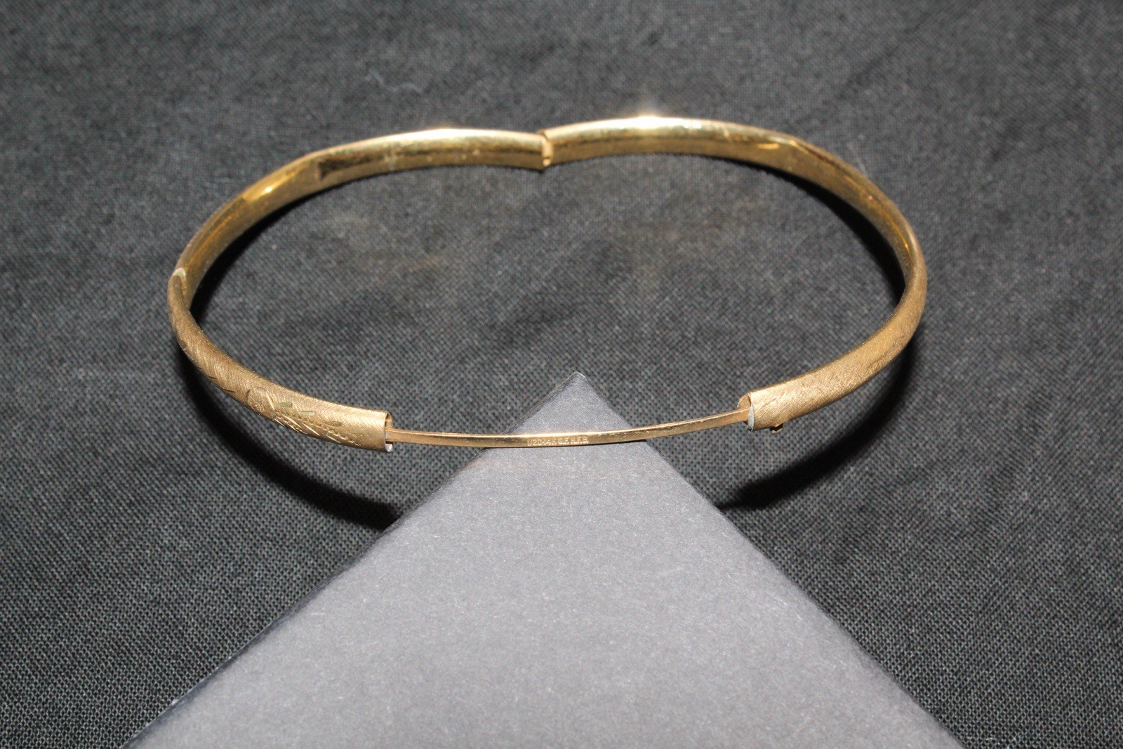 Vintage 12K Gold Filled Hinged Bangle Bracelet Etched Floral Design 4.3g