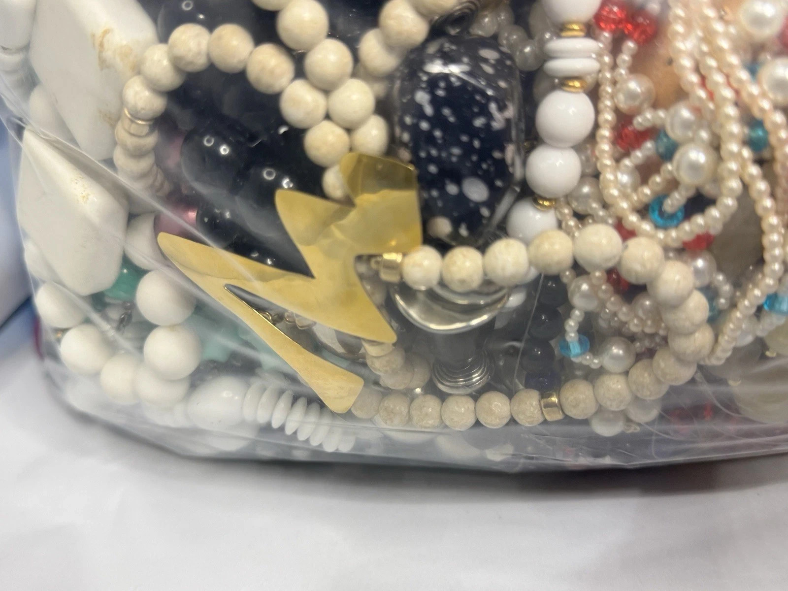 14Lbs Vintage Mod WEAR Sell Signed Unsigned Necklaces Pearl Bead Stone Lucite
