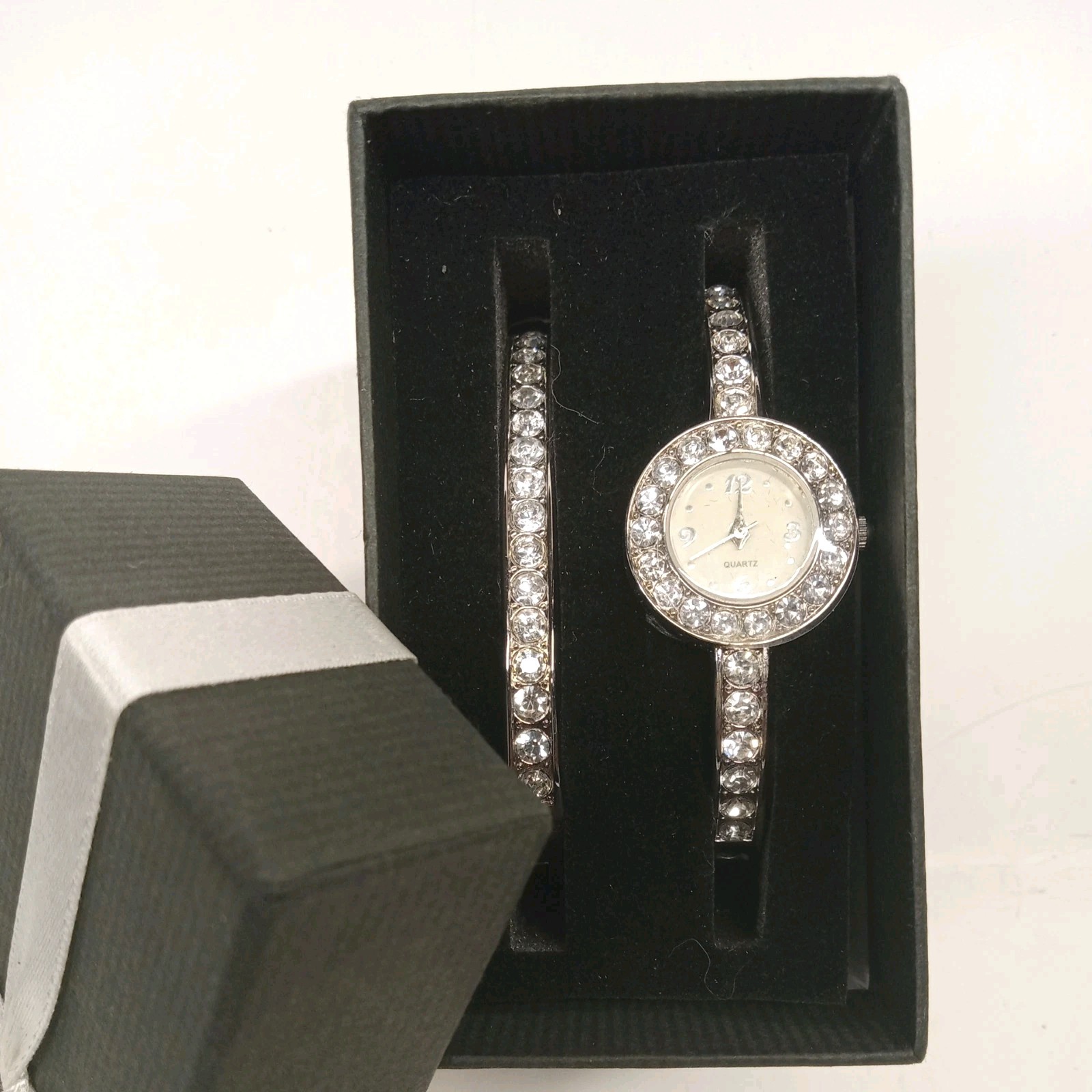 Diamanté Watch and Bracelet New in it’s original Box (New Old Stock)