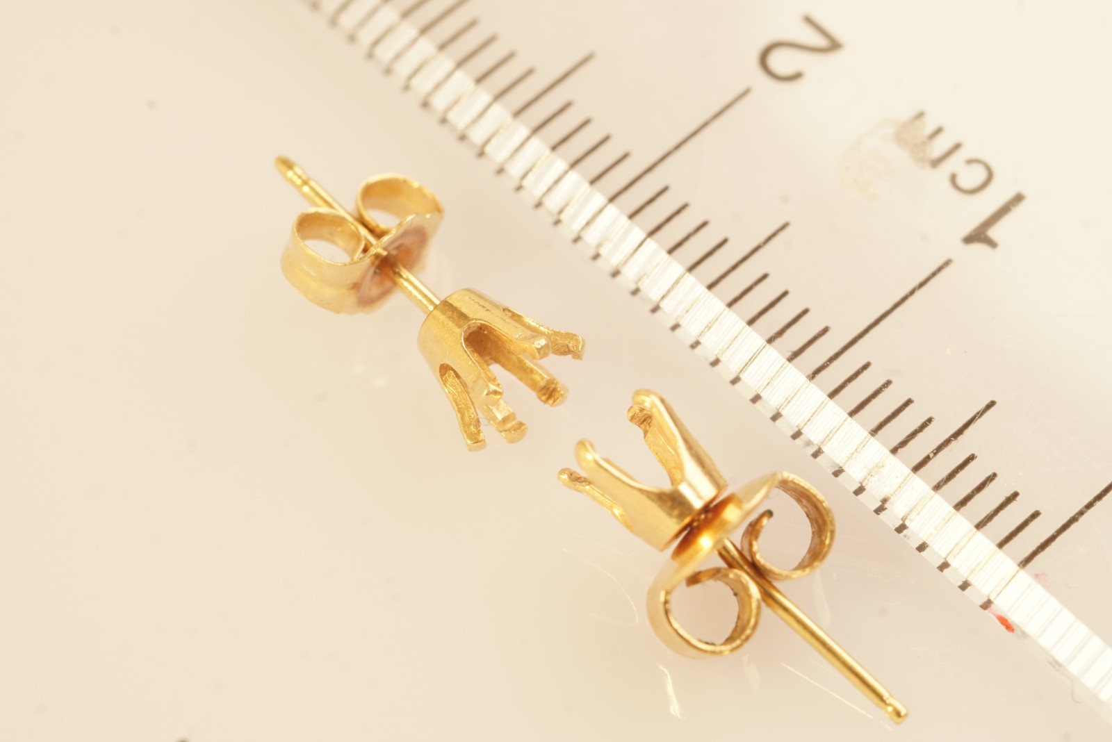 Vintage 14k Yellow Gold 3.4mm Round Stud Earring Mounting Settings