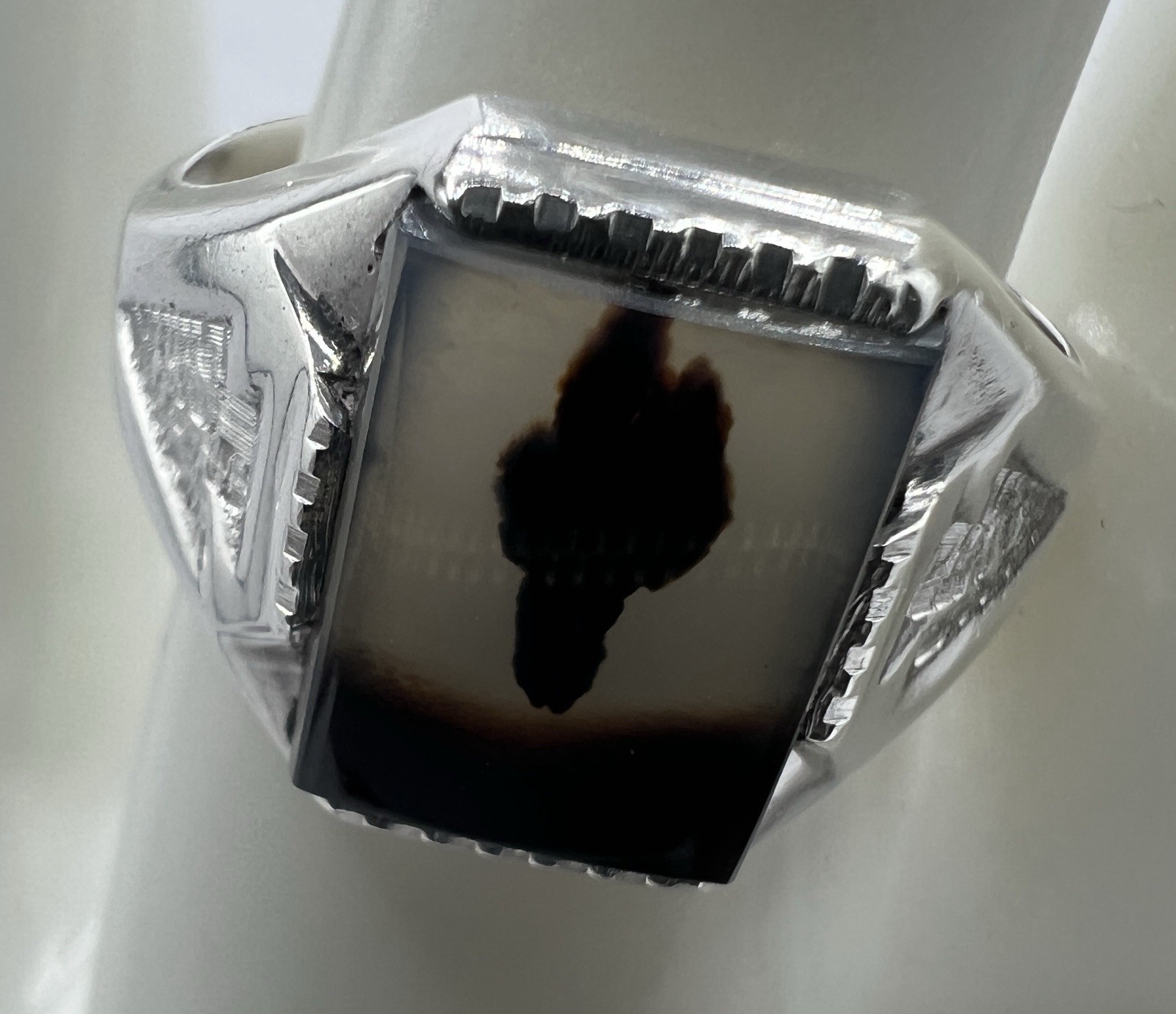 Vintage Men’s Sterling Silver Moss Agate Ring