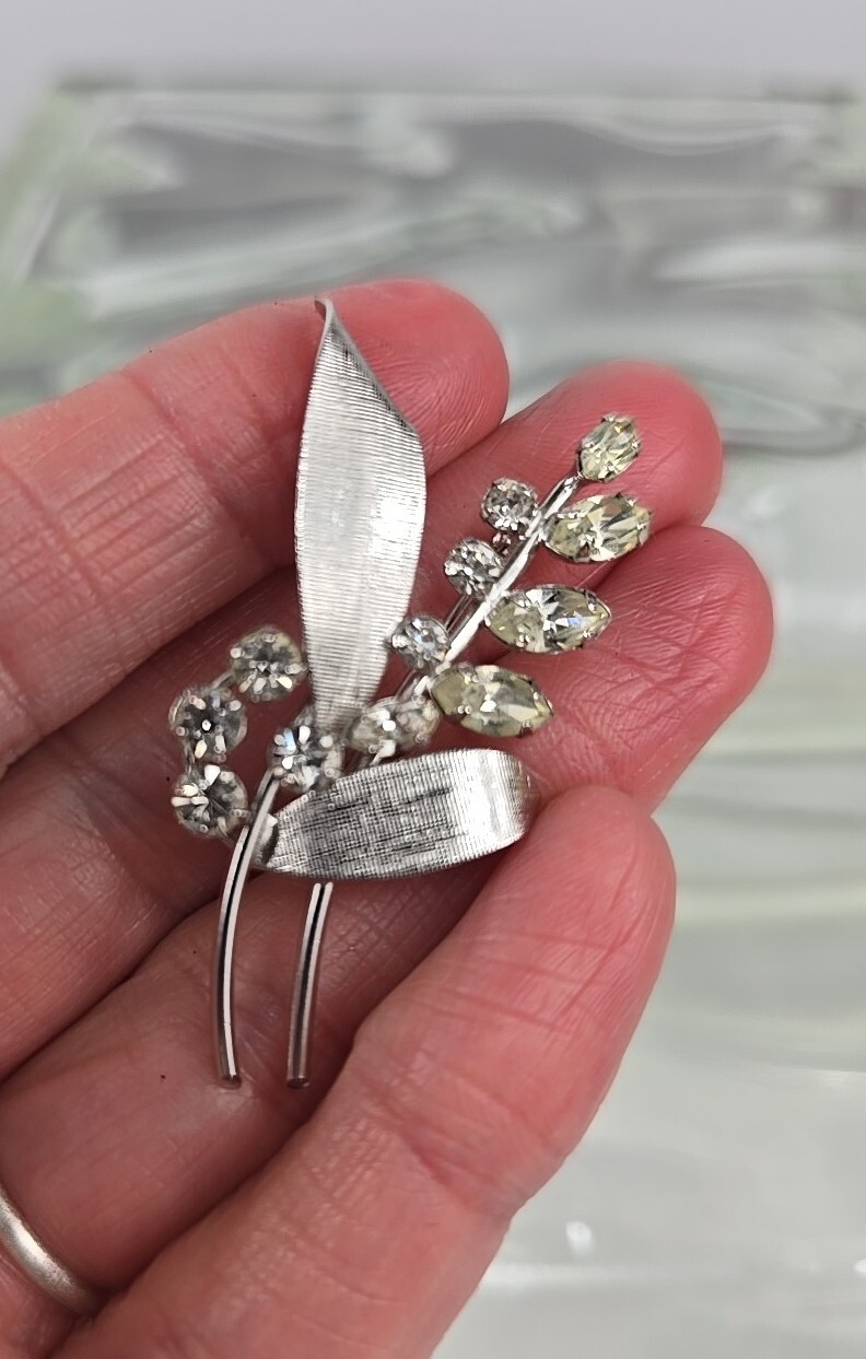 Vintage 925 Sterling Silver Clear Rhinestone Flowers Plant Brooch Pin #1