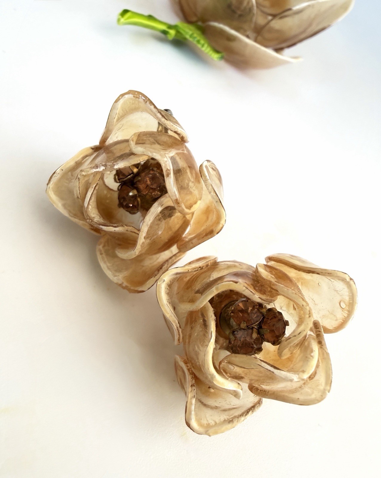 Cellulose Acetate Rhinestone Flower Brooch Earring Set Amber Demi Parure 50s Lot