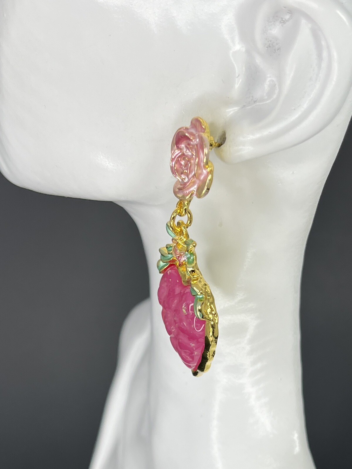Gripoix Style Heart Earrings Pierced Gold Tone Rose Pink Flower Resin Statement