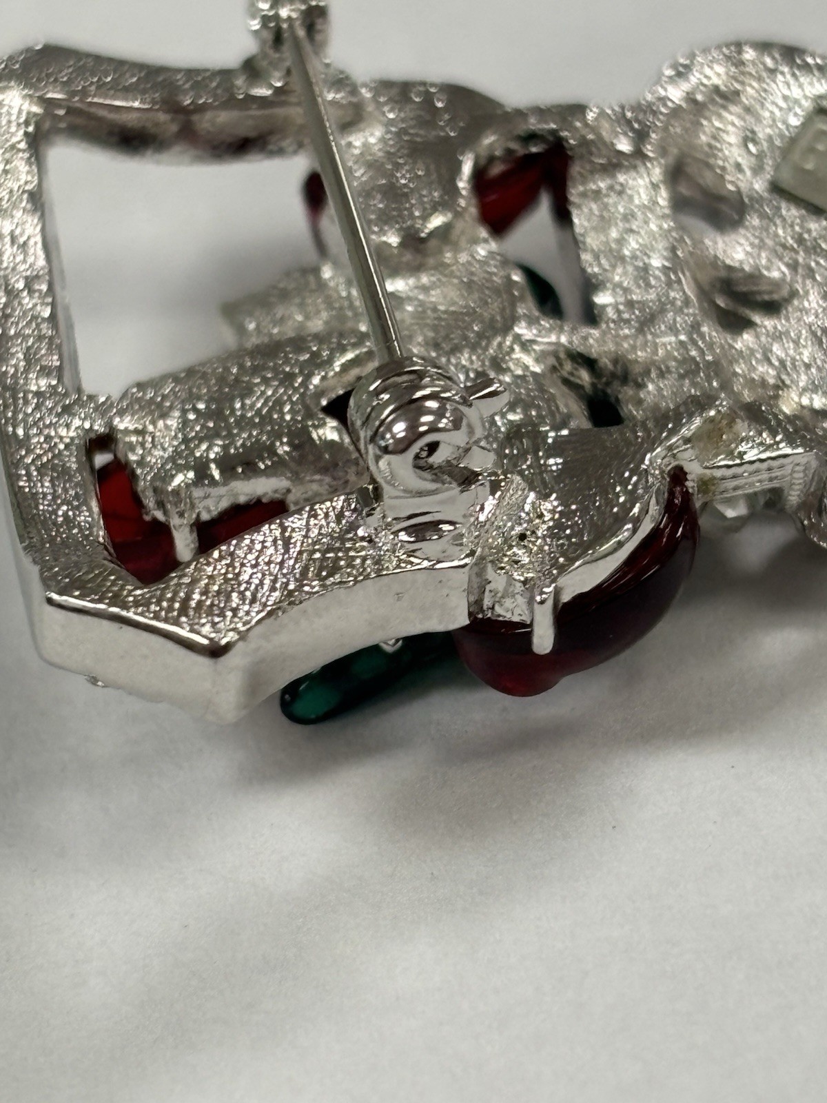RARE Signed ART DECO 89 Floral Basket Brooch Pin Rhinestone Resin UNWORN HTF