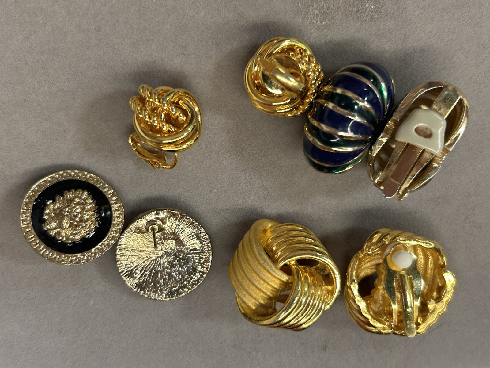 Fabulous Vintage 8-Piece Mixed Lot Clip-On Earrings Gold Tone