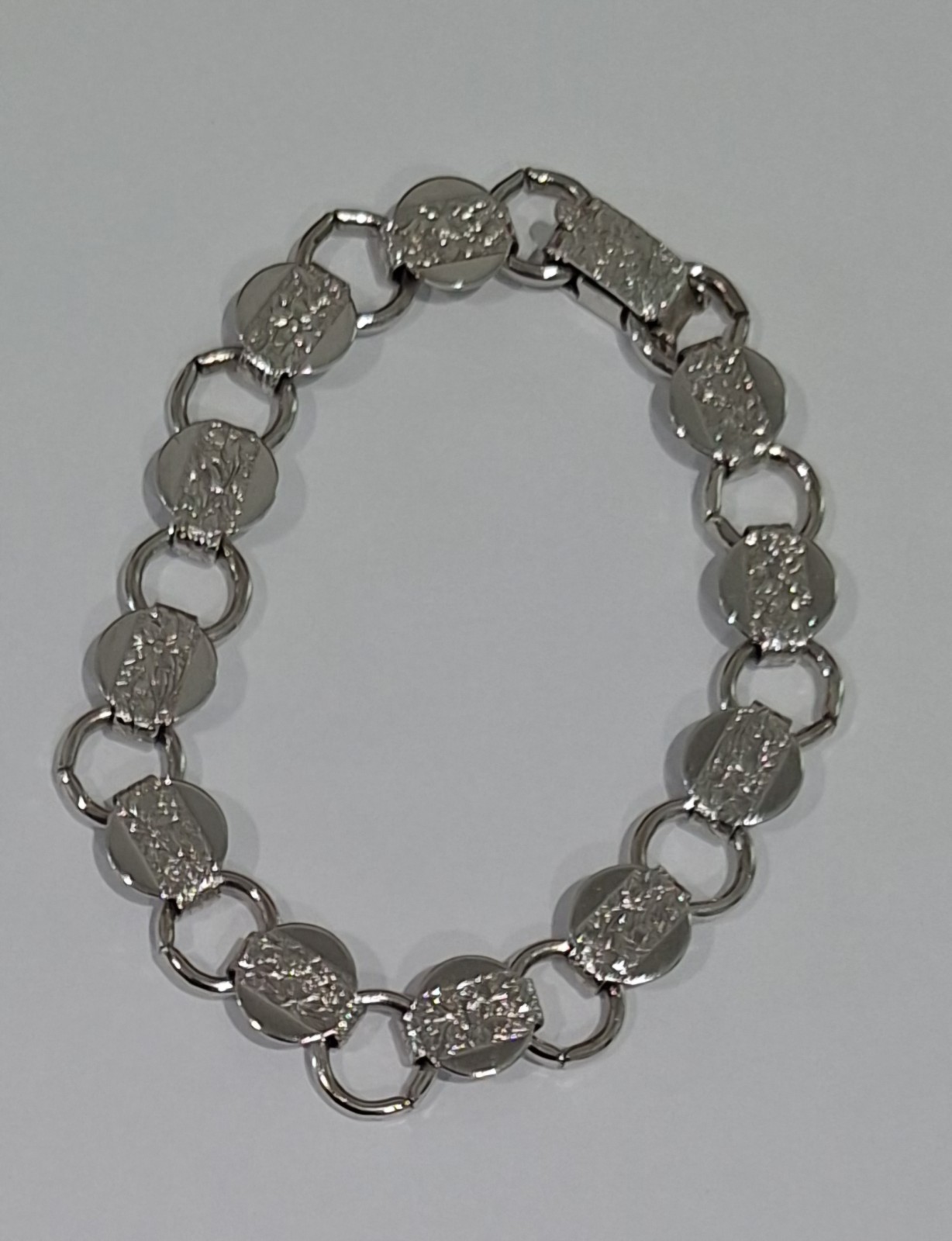 Vintage Signed Sarah Coventry Round Link Chain Bracelet Silver tone 7.5 Inches