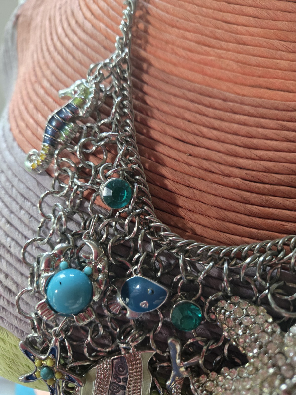 Under The Sea Vtg Silvertone Charm Necklace Fish Seahorse Crab Enamel Rhinestone