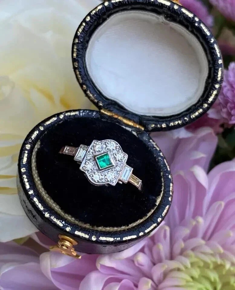 1.5Ct Art Deco Style Lab Created Emerald Wedding Engagement 925 Silver Halo Ring