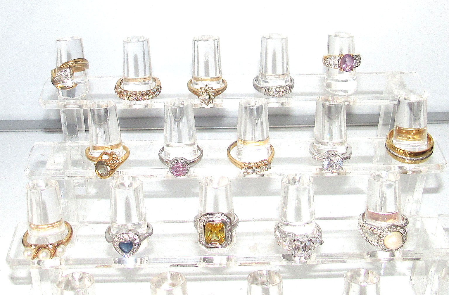 Lot of 30 Costume Rings Sizes 4.5 – 9.5 Mixed Womens Vintage Modern