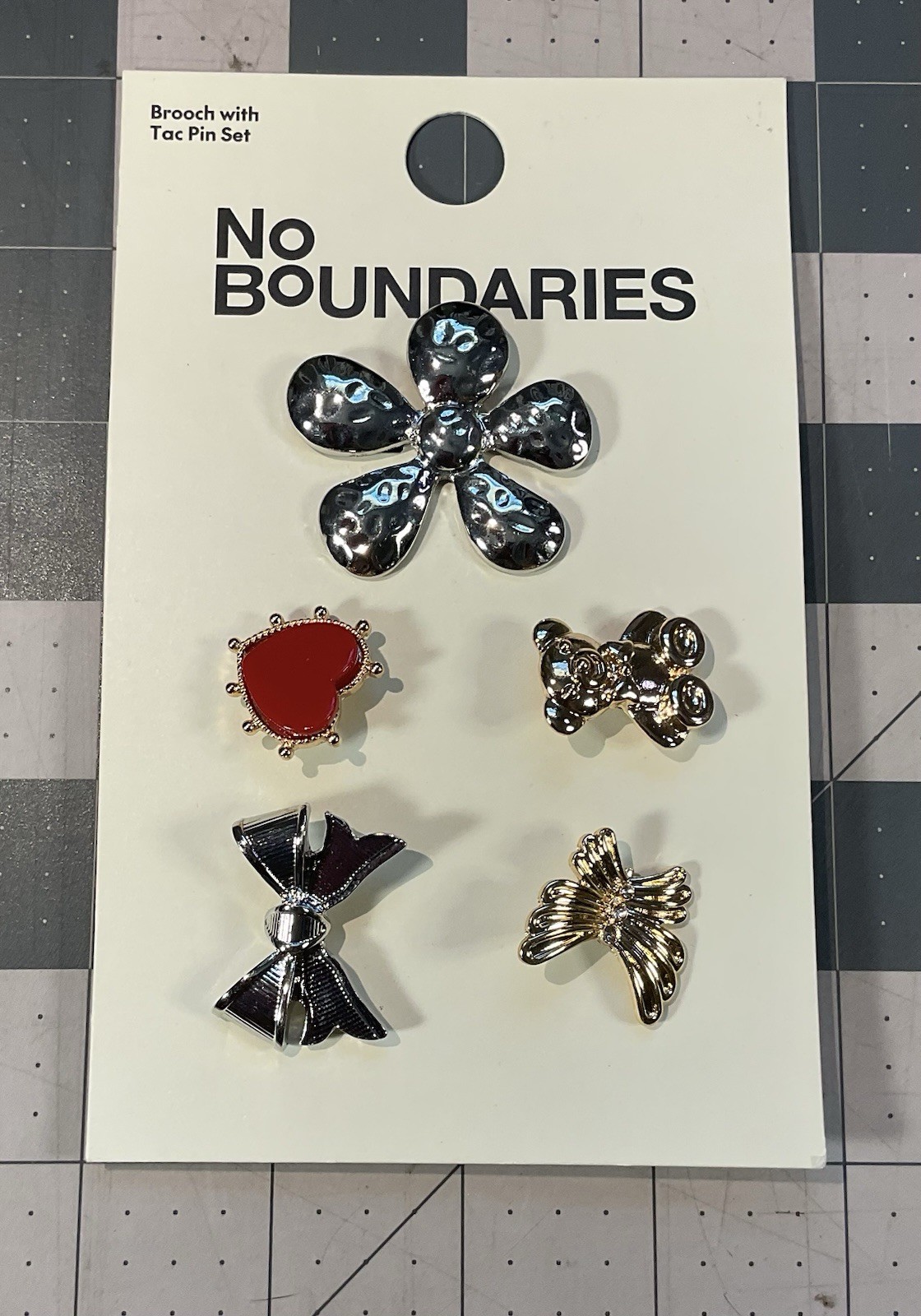 No Boundaries Multicolor Brooch Pin Set Flower Heart Bear Bow Butterfly Metal