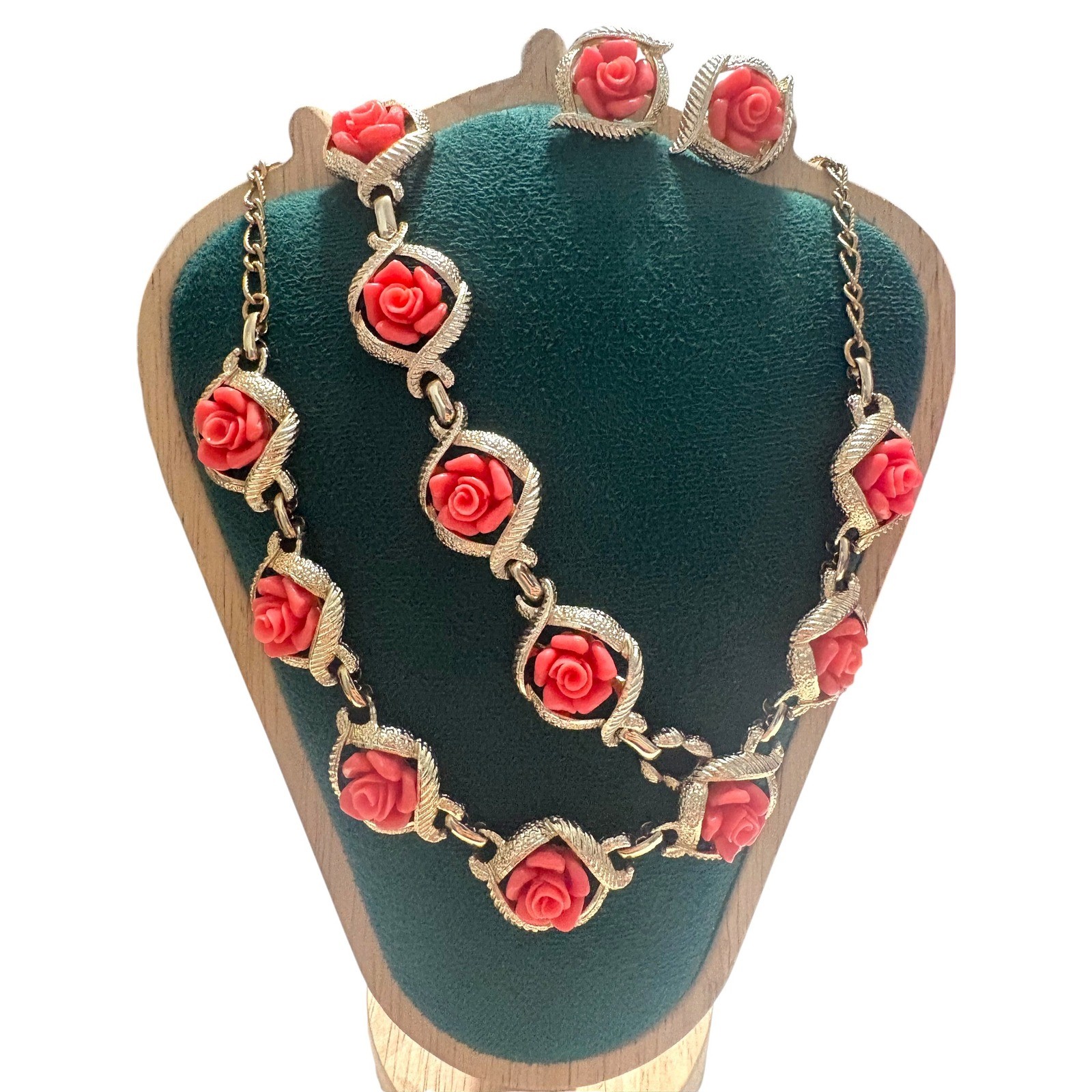 Vintage Sarah Coventry Coral Rose Jewelry Set Necklace Bracelet Clip Earrings