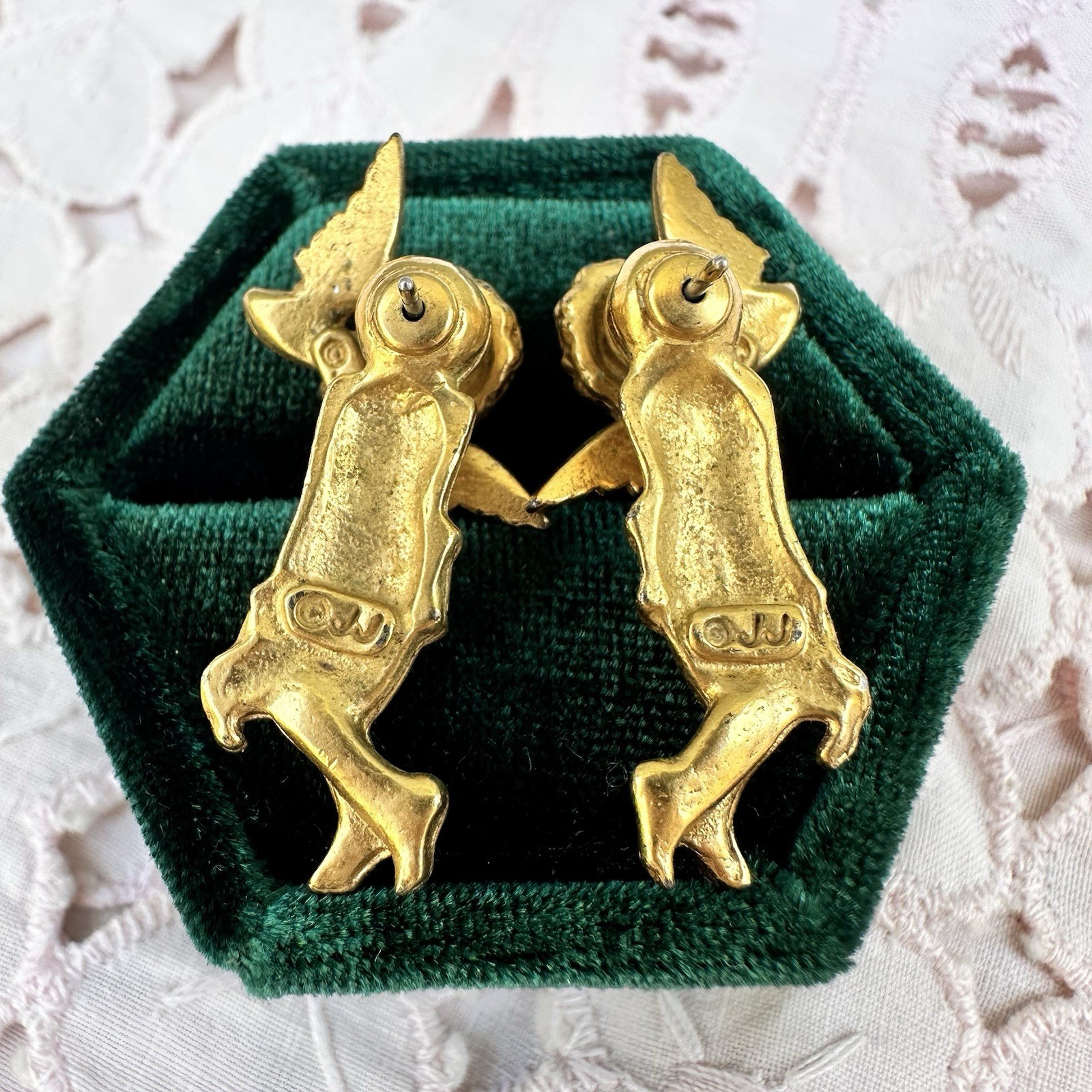 Vintage Cherub Earrings Matte Gold Tone Cherubs Angels Jacket Jonette Signed JJ