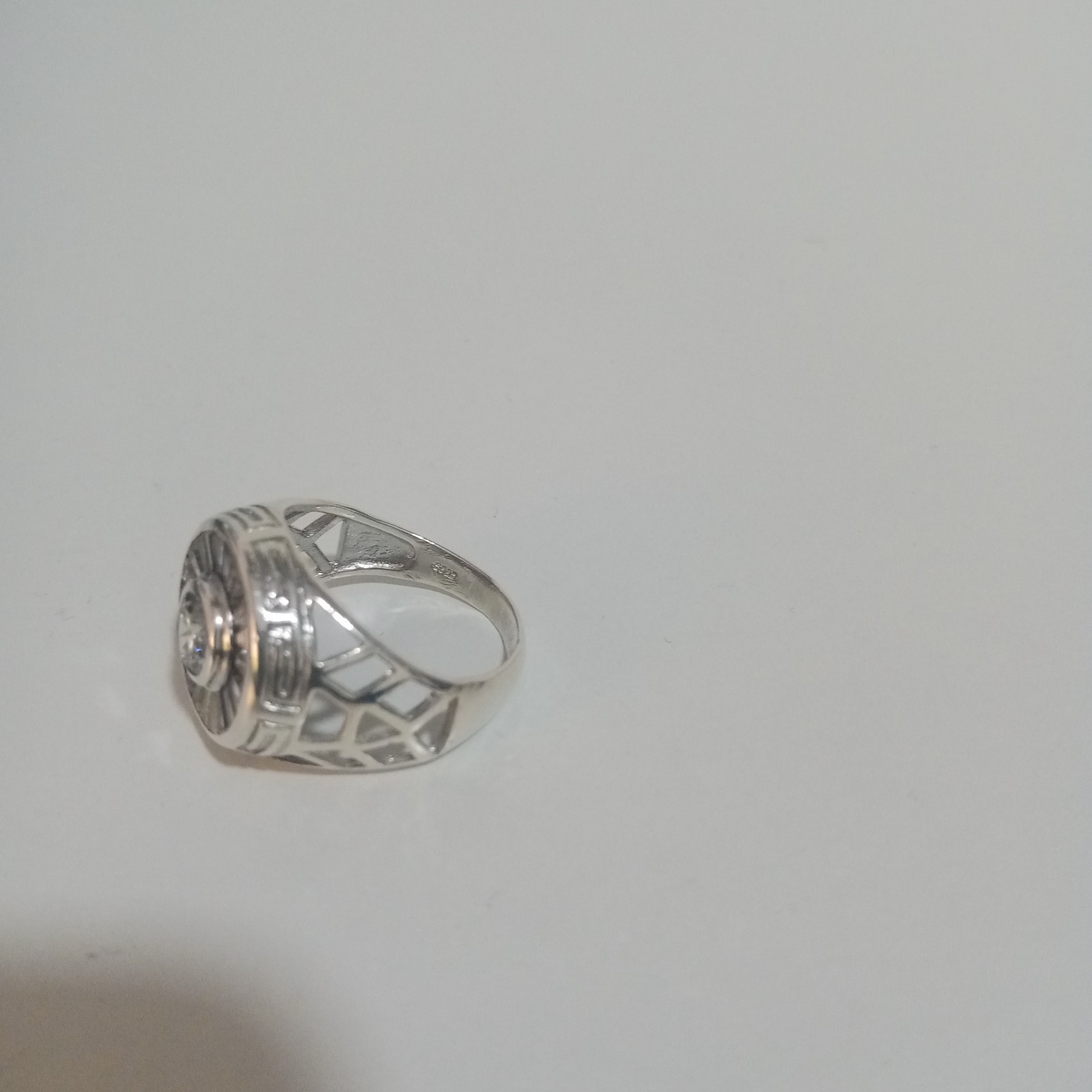 Vintage 925 Sterling Silver Ring Round Cubic Zirconia Baguette Halo Design