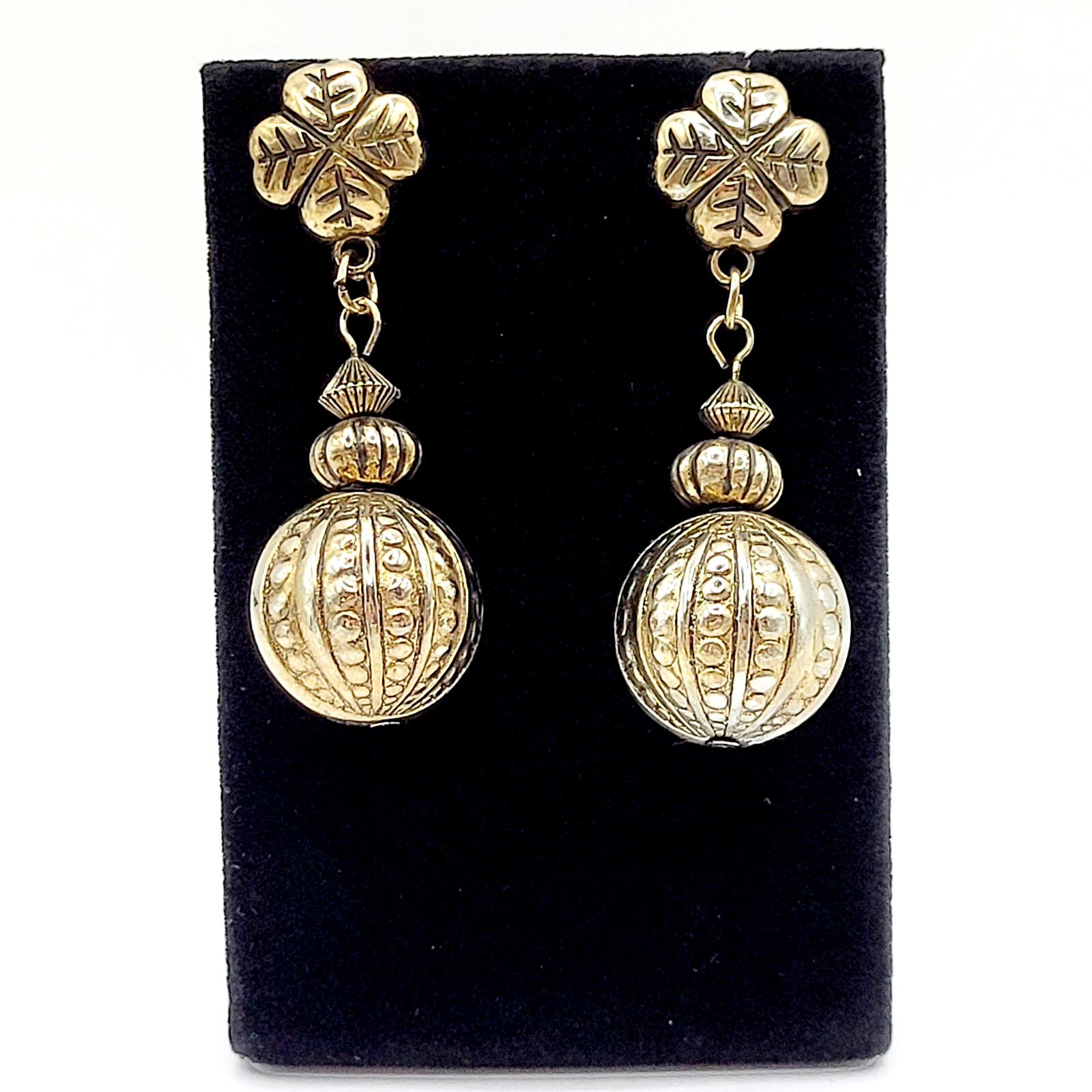 Four Leaf Clover Ornament Ball Drop Dangle Silver Tone Vintage Pierced Earrings