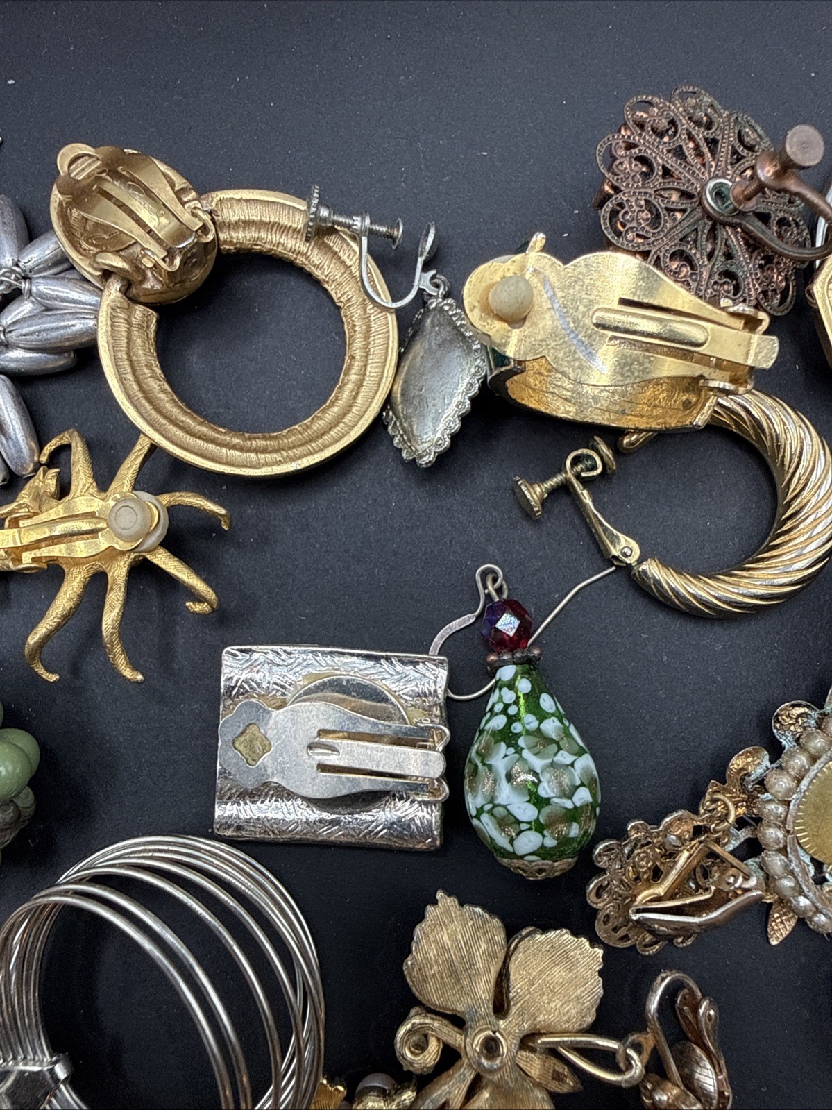 Lot Of SINGLE Earrings Mostly Vintage Clip On – Parts Craft – Some Signed E3-11