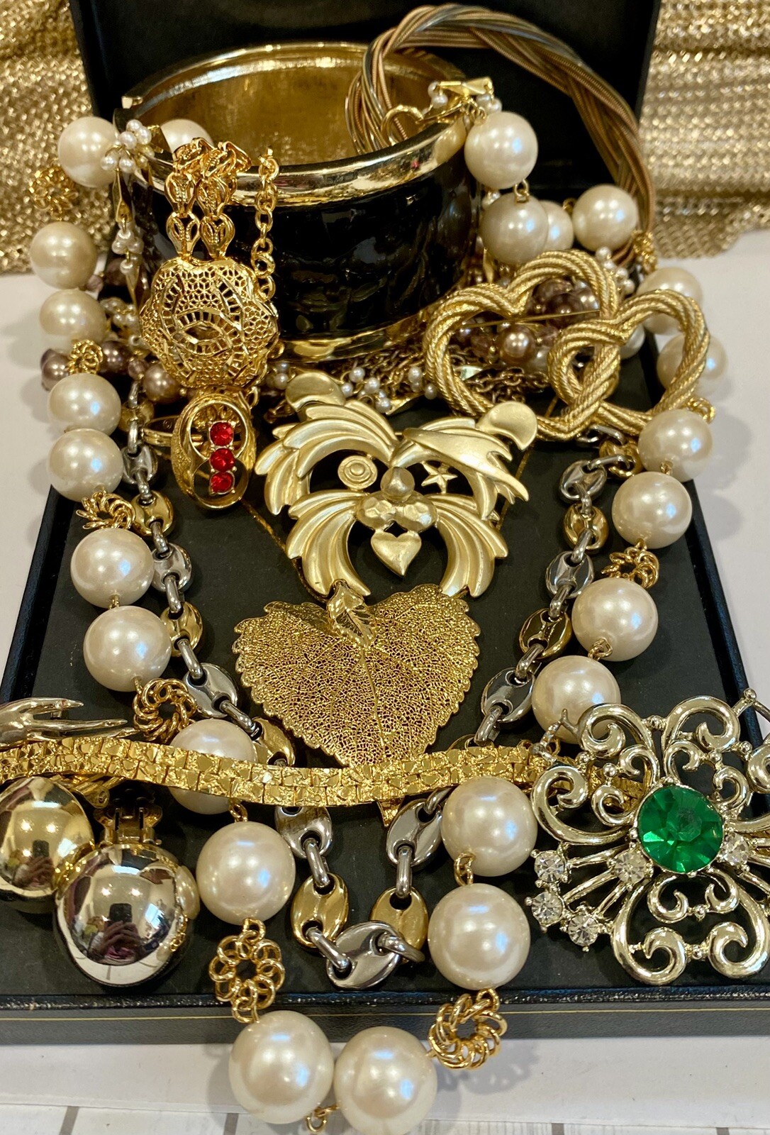 Vintage Estate Costume Jewelry Lot ! TRIFARI , SARAH COV and more!