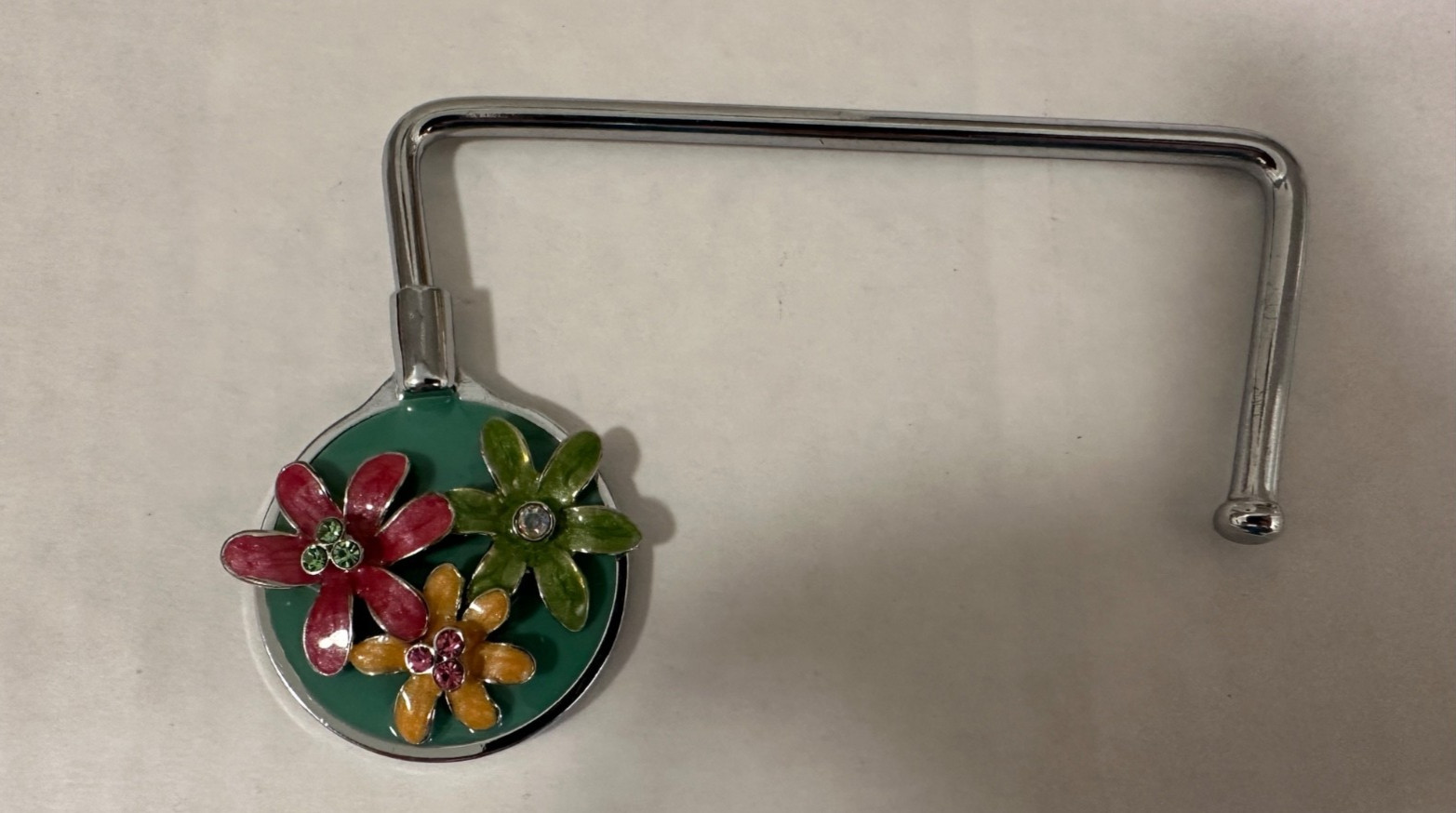 VTG Lot/ 17 Pieces Jewelry Necklaces locket+more some markings Hallmark miracle