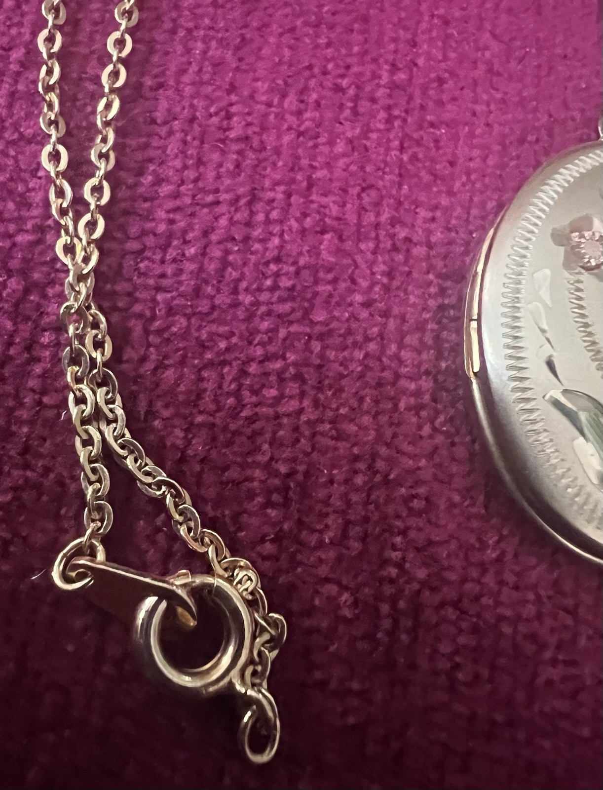 VINTAGE 1950s GOLD FILL LOCKET WITH CHAIN 14k GF PPC PRINCESS PRIDE CREATIONS