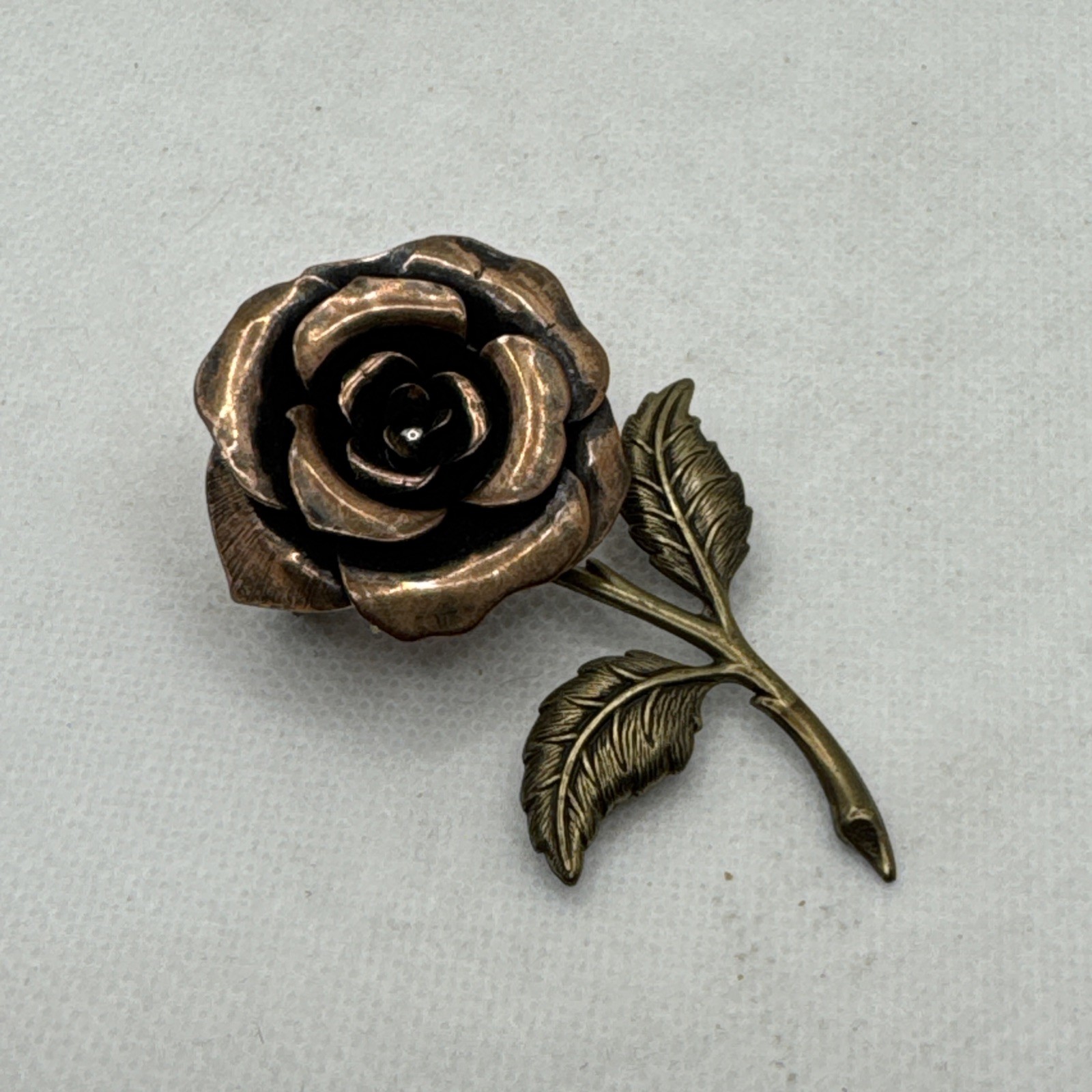 Womens Vintage Rose Flower Floral Copper & Brass Tone Brooch Pin 2.5”