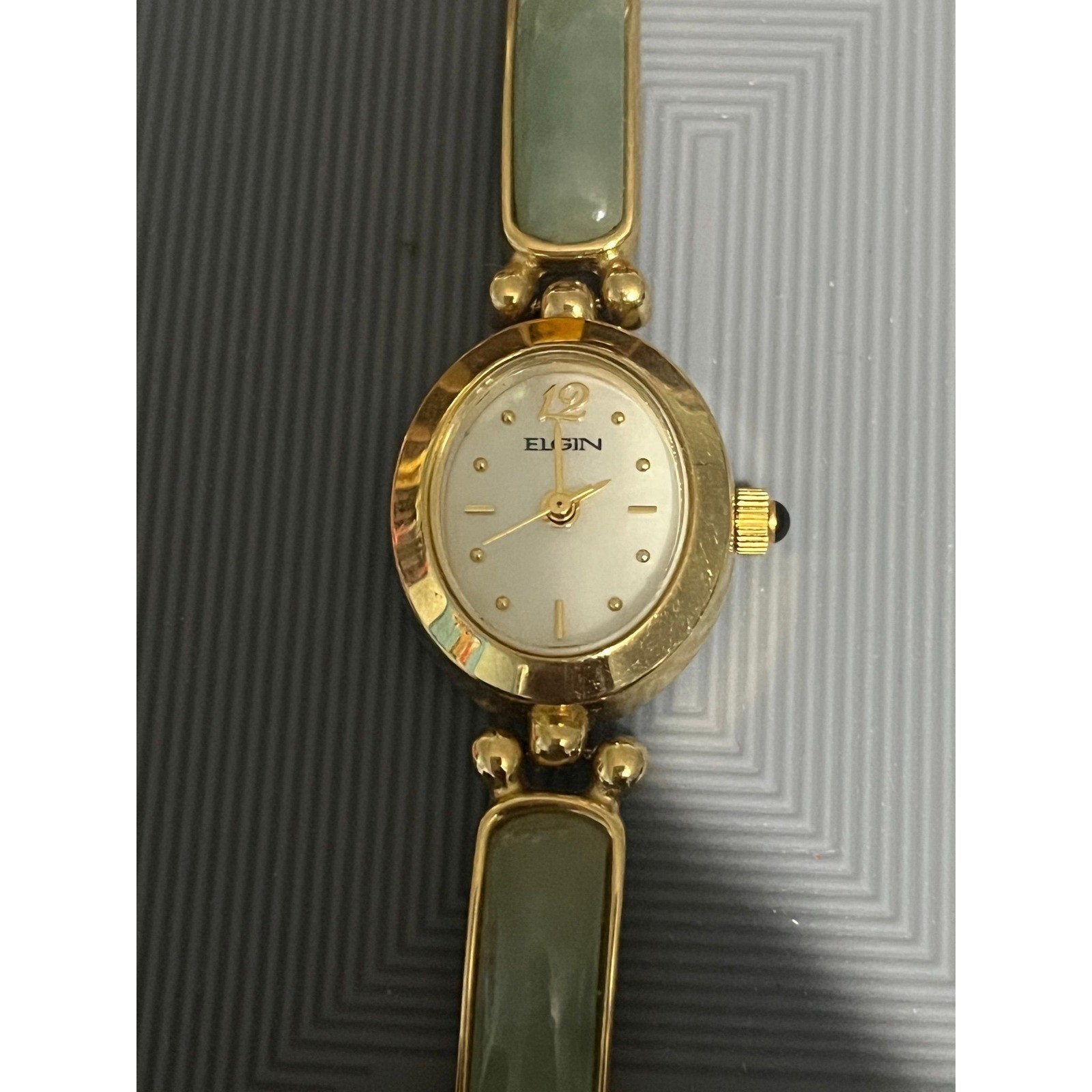 Elgin Womens Gold Tone Oval Face Green Stone Inlay Link Bracelet Watch-Untested