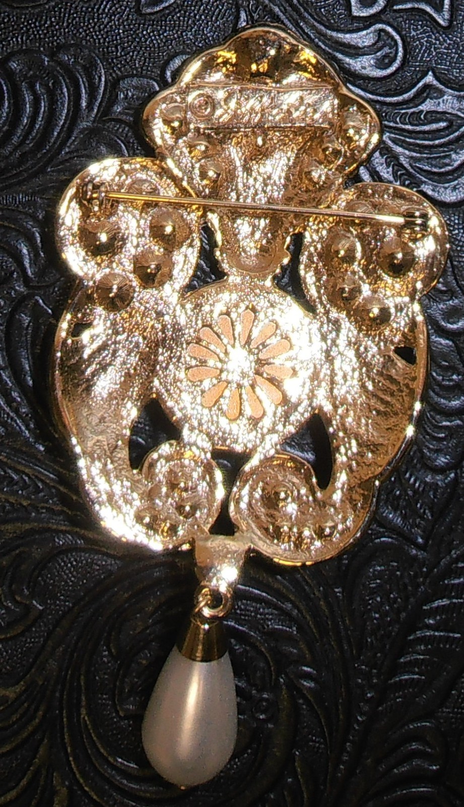 JEFF LIEB Gold Tone Rhinestone with Purple Cabochon Drop Pearl Brooch