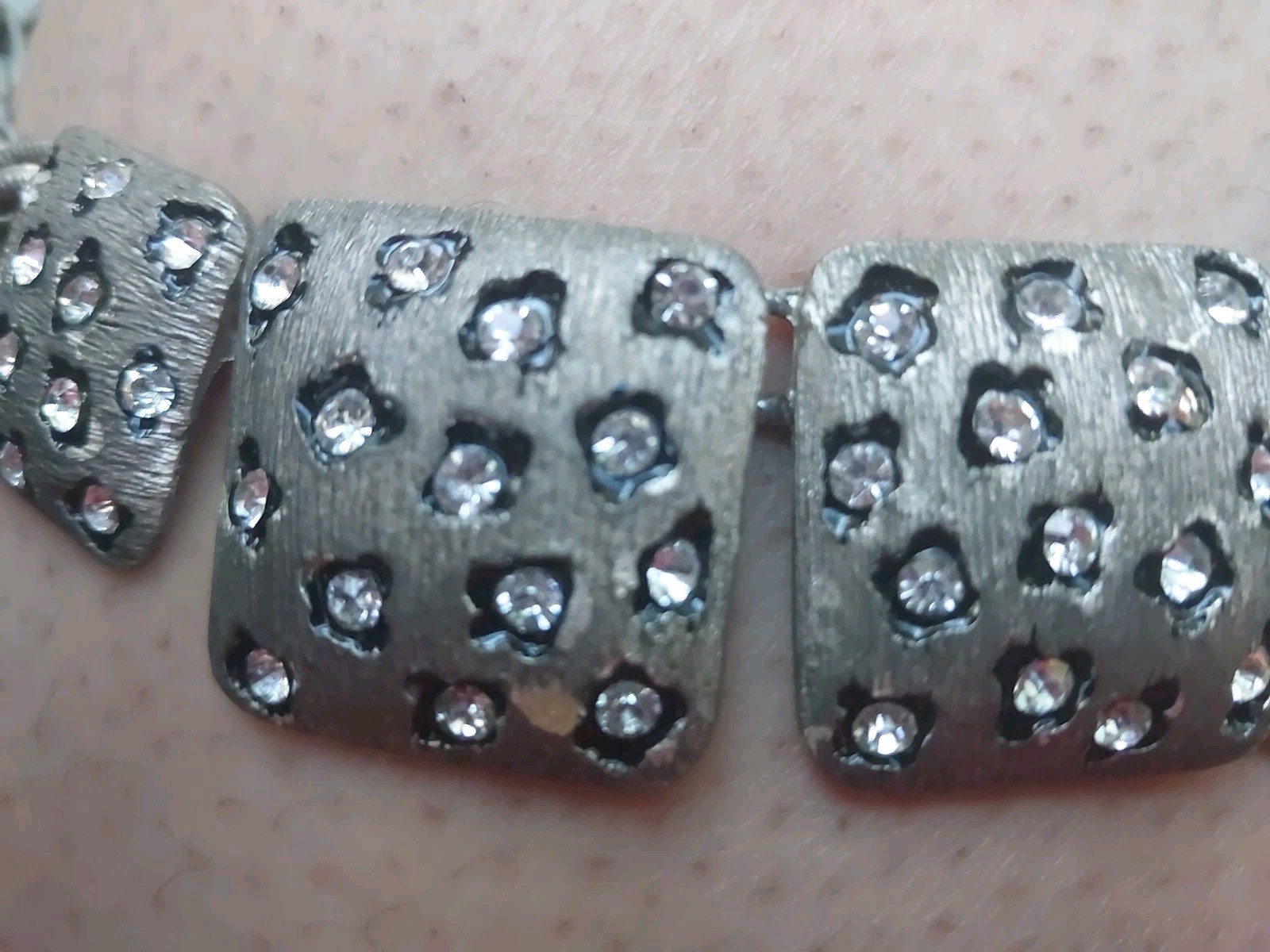 Chunky Silvertone Chain w Ridged Square & Clear Rhinestone Faux Animal Print