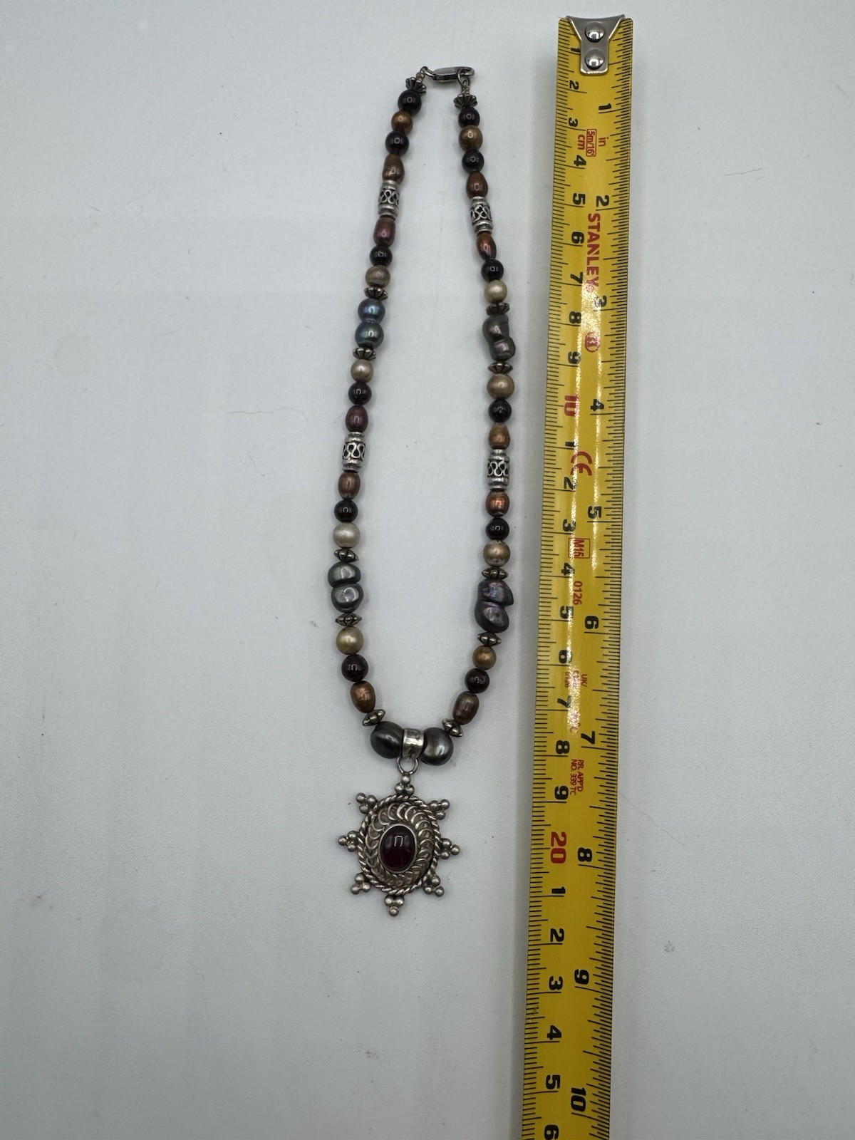 VTG Sterling Silver Colored Fresh Water Pearls necklace W/Silver Pendant Marked
