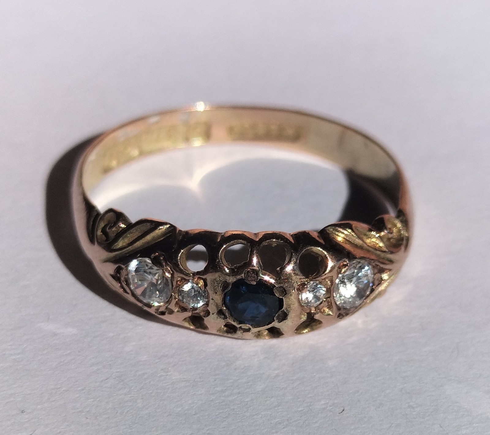 Antique 1910 Handmade Gold Ring w/ Blue Sapphire and 4x Zircons Q (18.19mm) 1.8g
