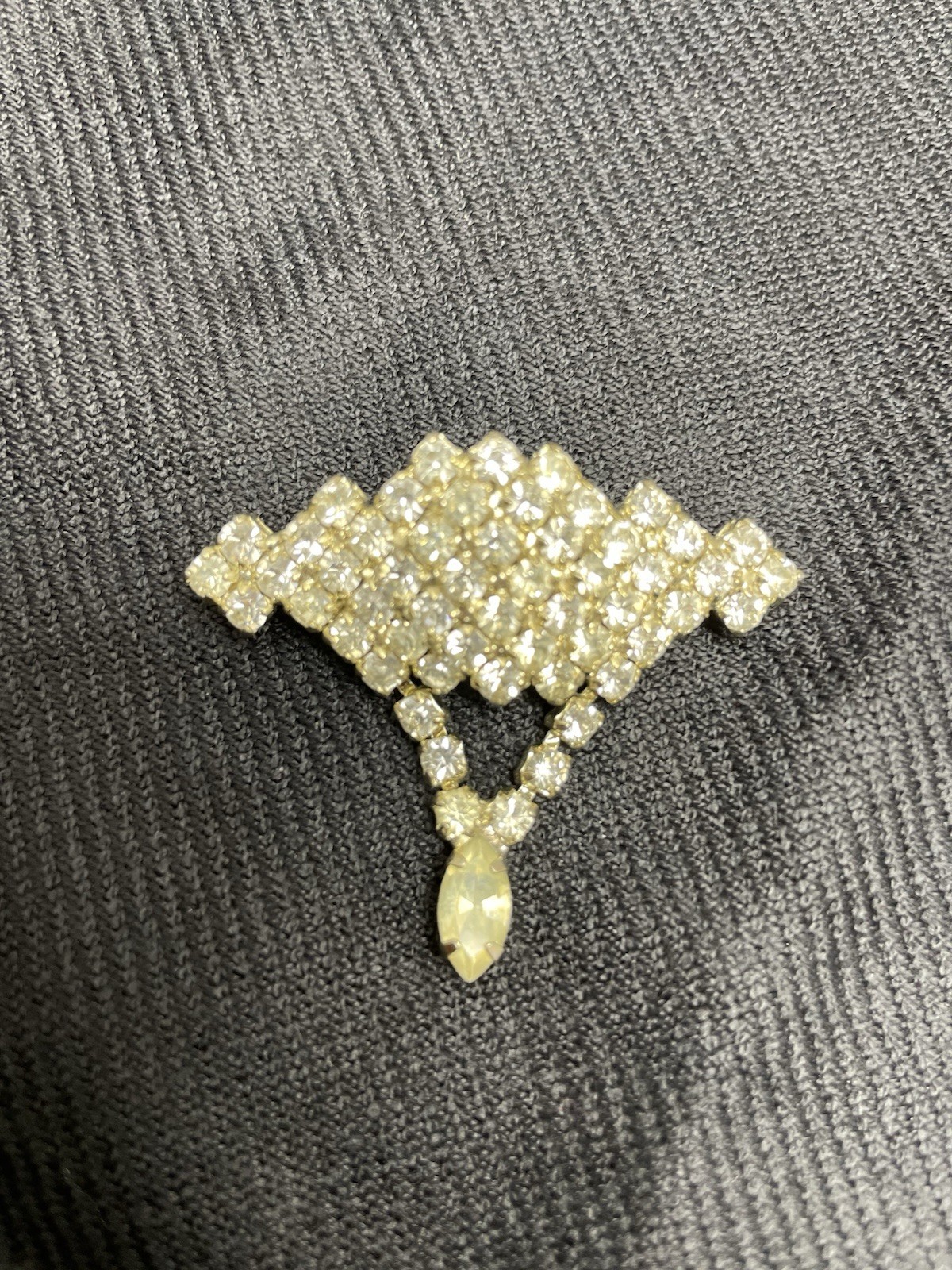 Vintage Lot Of Brooches See Pictures Details/Wear