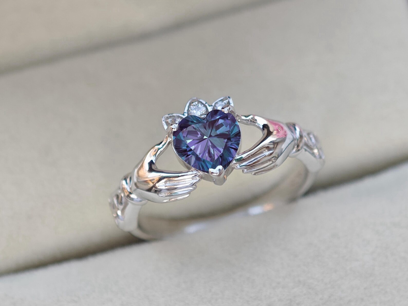 1 Ct Alexandrine Heart Shape Stone Celtic Claddagh Ring in 935 Argentium Silver