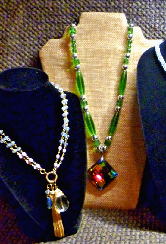 6 Piece LOT of UNIQUE VARIETY CRYSTAL / GLASS BEAD PENDANT / TASSEL NECKLACES