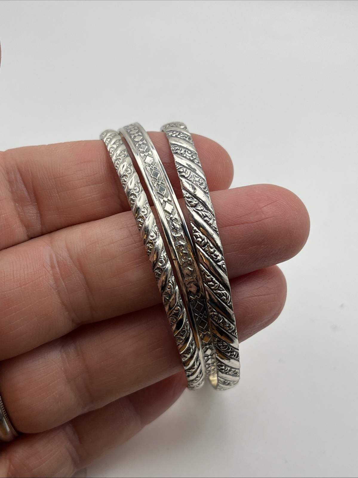 3 Vintage DANECRAFT Sterling Silver Bangle Bracelets -2.5″ Diam 34.1 Grams