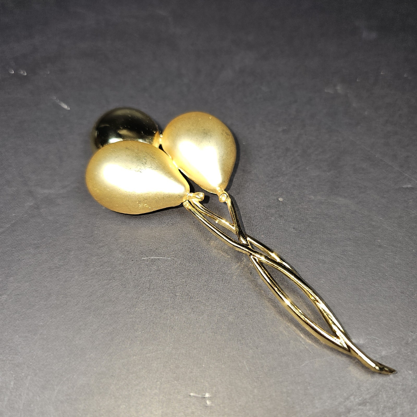 Vintage 10K Gold Plated LARGE BALLOON BROOCH Pin BIRTHDAY ANNIVERSARY RETIREMENT